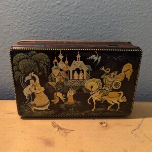Vintage Fricken & Nacke tin